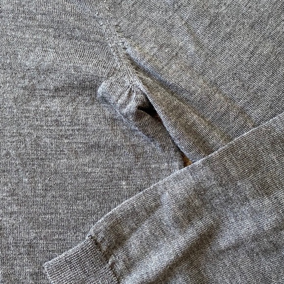 Oversized Turtleneck Sweater - Picture 4 of 7